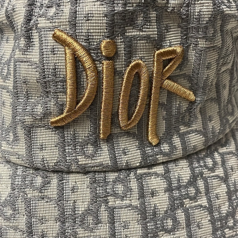 Dior hat - Picture 2 of 7